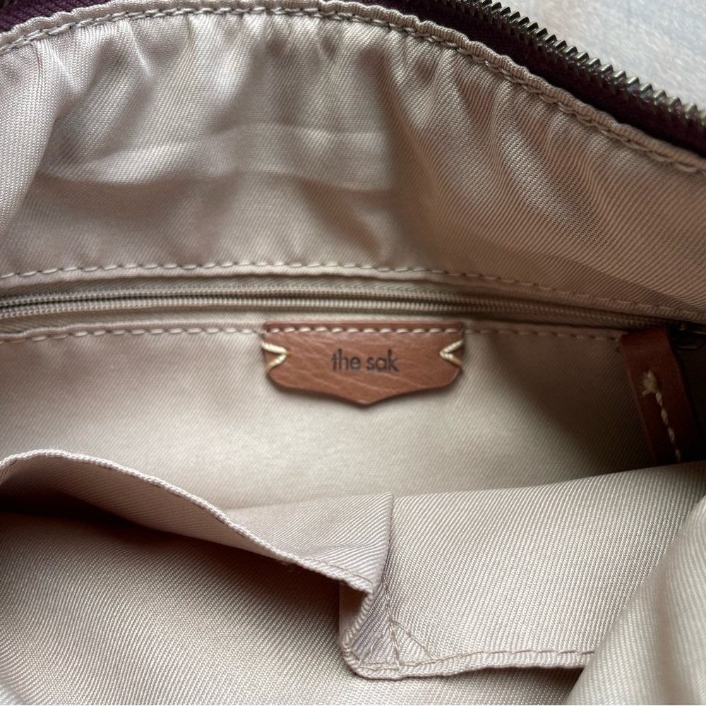 The Sak Burgundy Pebbled Leather Crossbody Bag with Adjustable Webbing Strap - Picture 4 of 12